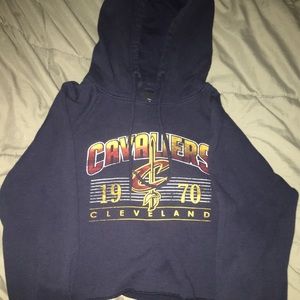 Cropped Cleveland Cavaliers Hoodie